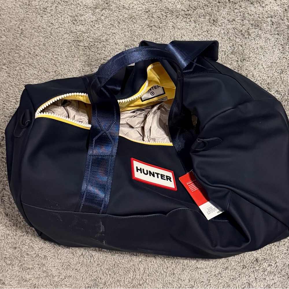 Hunter Navy Blue Bag - Picture 2 of 4